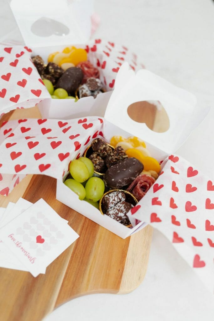 valentine's day charcuterie box