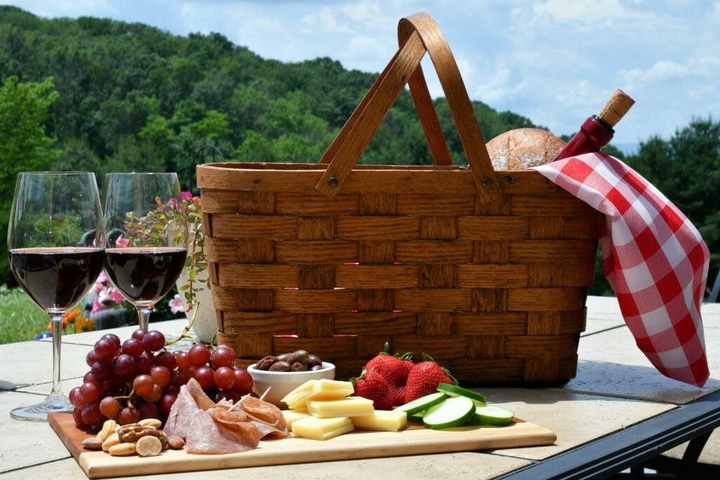 picnic charcuterie board