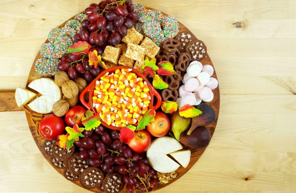 easy thanksgiving charcuterie board