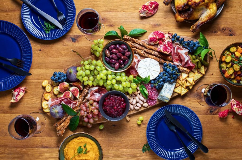 thanksgiving charcuterie board