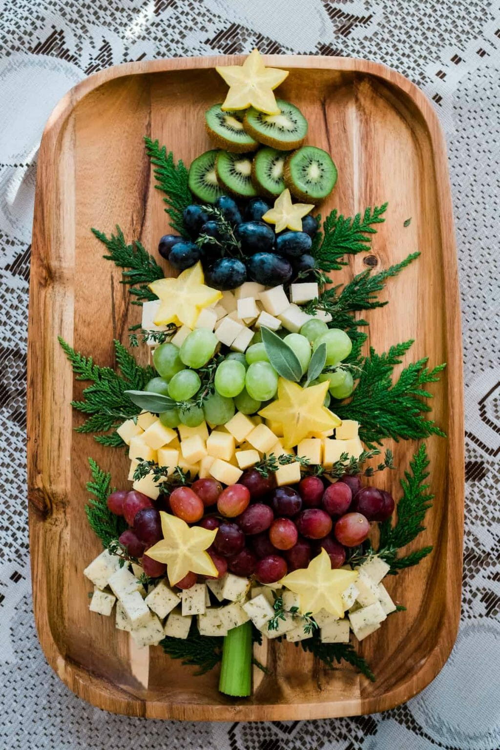 fruit charcuterie board christmas tree